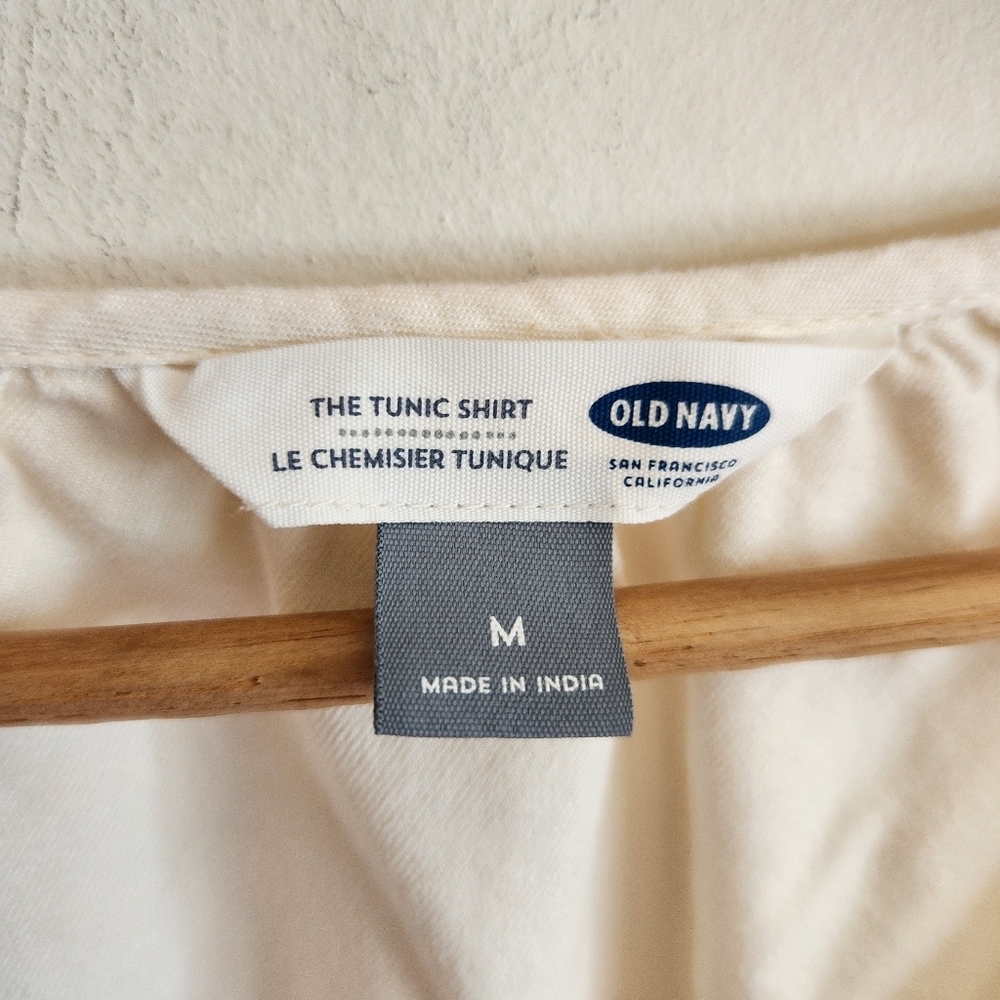 Old Navy Cream V-Neck Tunic Shirt Blue Embroidered Sleeves Long Sleeve Peasant M - Picture 2 of 9